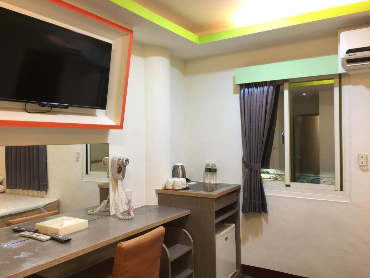 Отель 微旅時尚旅店 Доулю Экстерьер фото